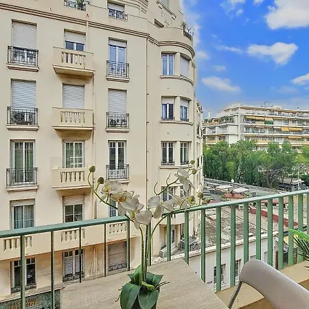 Nestor&jeeves - Matisse - - Balcony